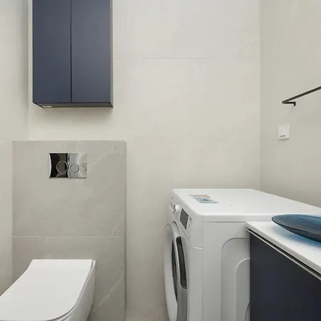 דירה Gwiazdzista Elegant For 6 Guests With Balcony & Parking By Renters *