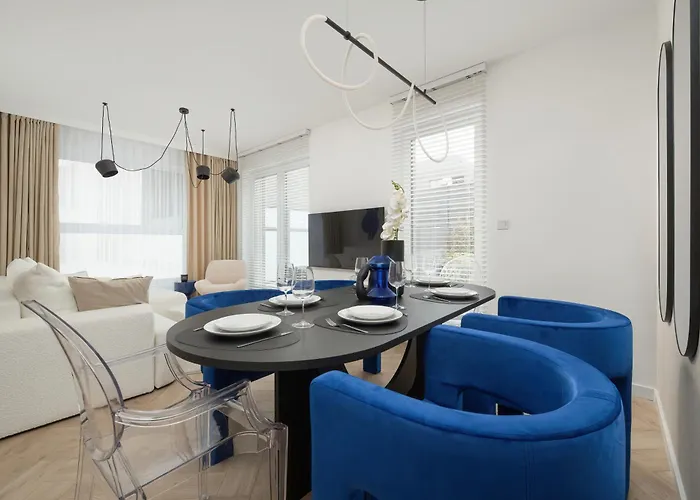 Gwiazdzista Elegant For 6 Guests With Balcony & Parking By Renters