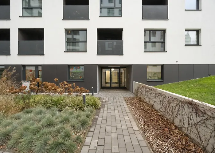 Gwiazdzista Elegant For 6 Guests With Balcony & Parking By Renters Апартаменты