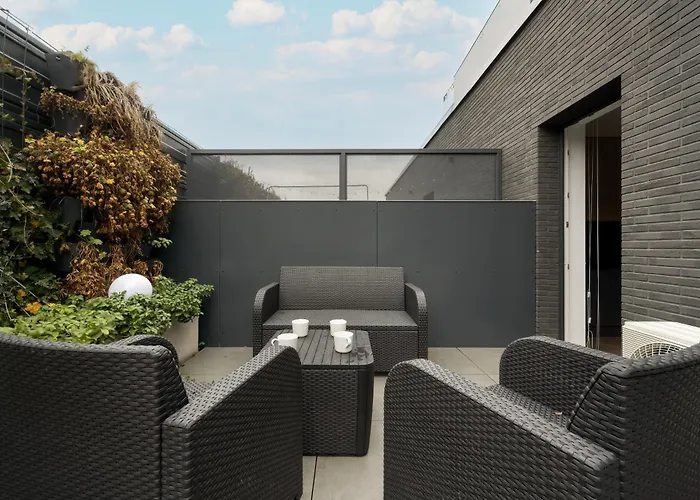 Gwiazdzista Elegant For 6 Guests With Balcony & Parking By Renters Апартаменты *