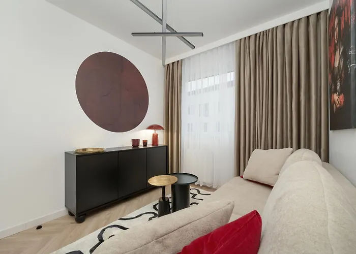 Gwiazdzista Elegant For 6 Guests With Balcony & Parking By Renters Апартаменты Вроцлав