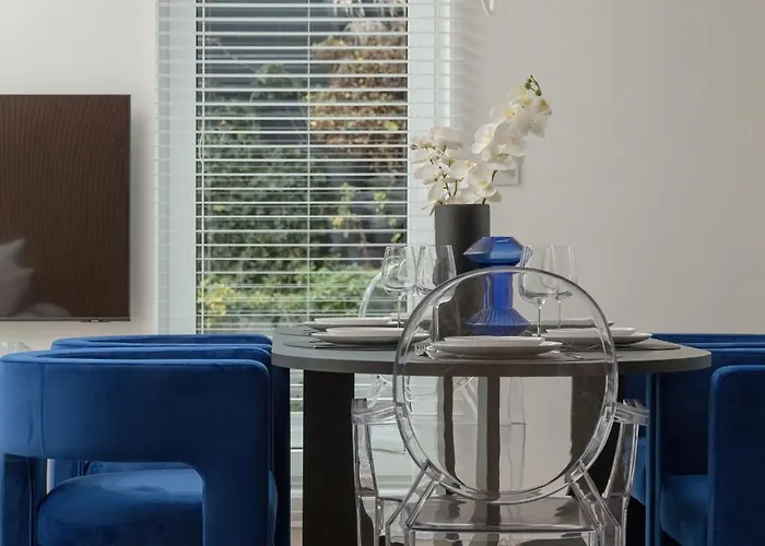 Gwiazdzista Elegant For 6 Guests With Balcony & Parking By Renters * Вроцлав