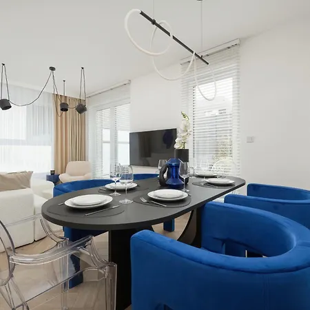 Gwiazdzista Elegant For 6 Guests With Balcony & Parking By Renters