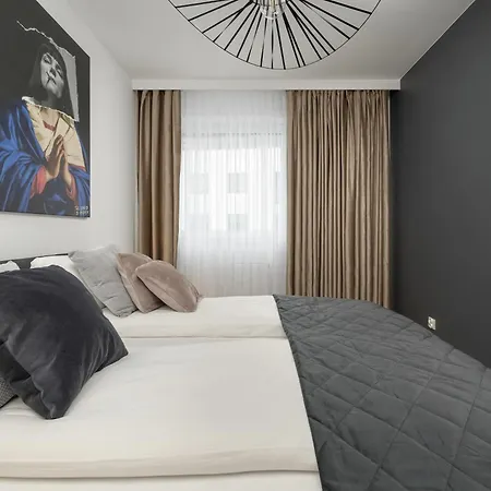 Gwiazdzista Elegant For 6 Guests With Balcony & Parking By Renters