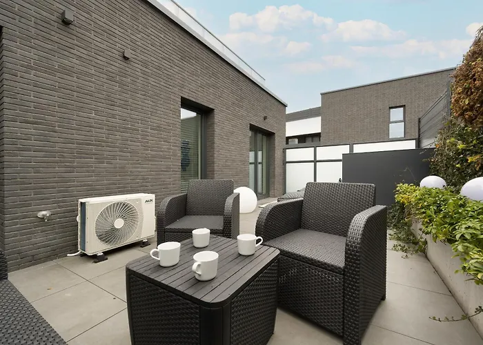 Apartmán Gwiazdzista Elegant For 6 Guests With Balcony & Parking By Renters Vratislav