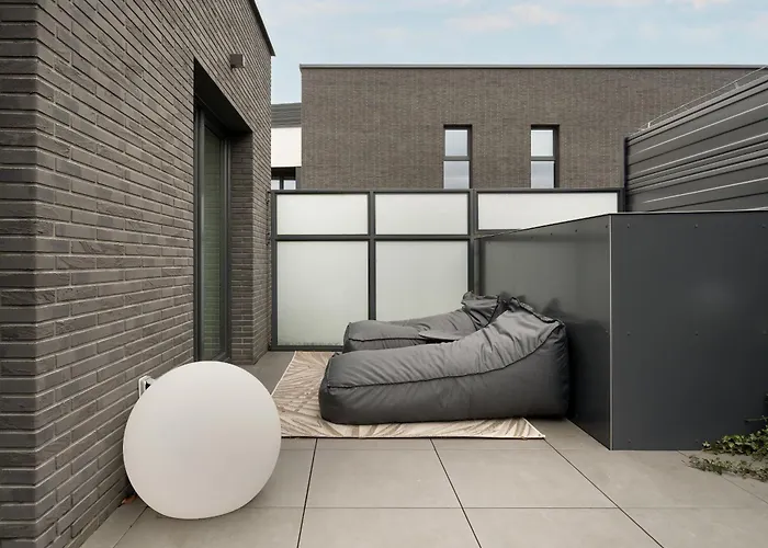 Gwiazdzista Elegant For 6 Guests With Balcony & Parking By Renters Apartmán