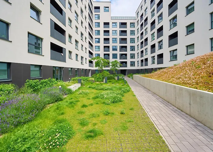 Apartmán Gwiazdzista Elegant For 6 Guests With Balcony & Parking By Renters *