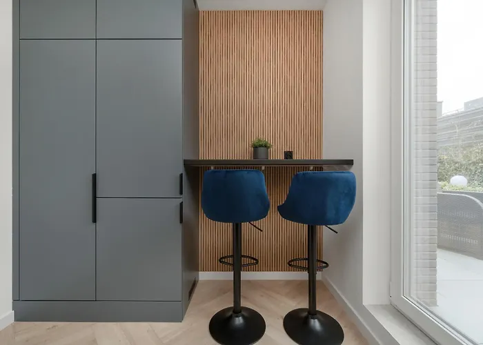 Apartmán Gwiazdzista Elegant For 6 Guests With Balcony & Parking By Renters